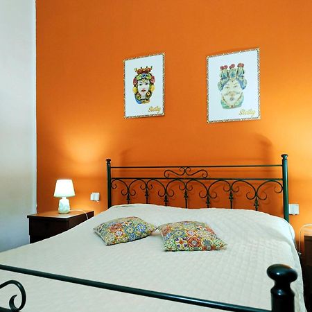 Villette Di Scopello - Casa Vacanze מראה חיצוני תמונה